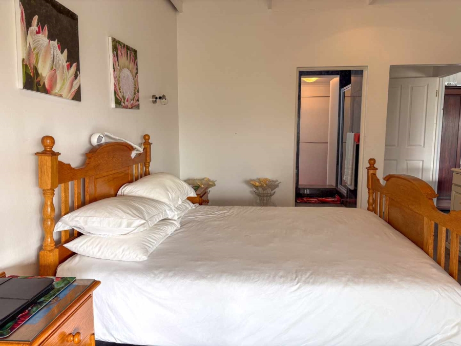 3 Bedroom Property for Sale in Stilbaai Wes Western Cape